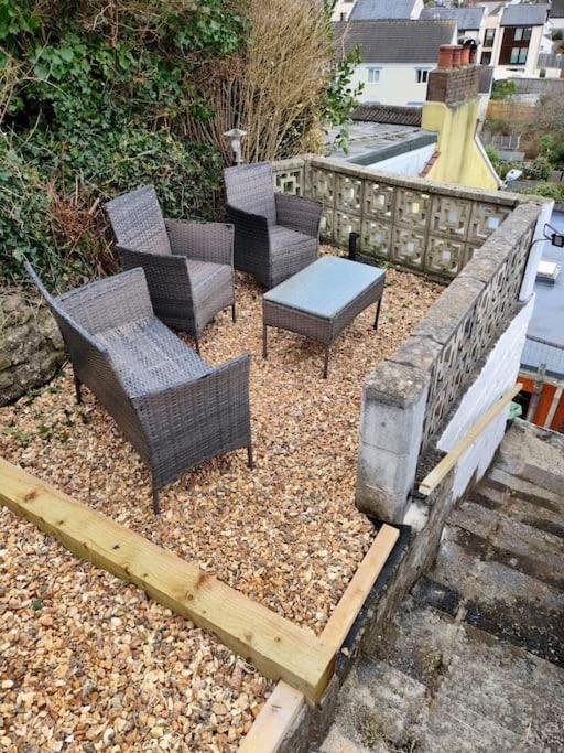 Holiday home Fishermen's With Log Burner, 2 Bathrooms & Sea Views From Garden Terraces *