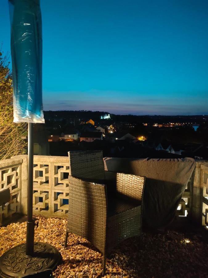 Fishermen's With Log Burner, 2 Bathrooms & Sea Views From Garden Terraces Holiday home *