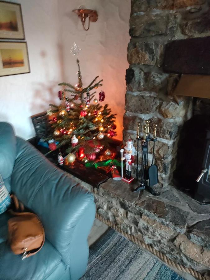 Fishermen's With Log Burner, 2 Bathrooms & Sea Views From Garden Terraces Holiday home *